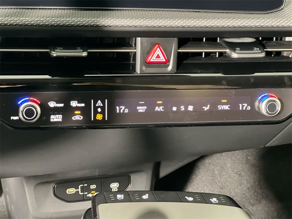 2025 Kia EV6 Wind photo 23