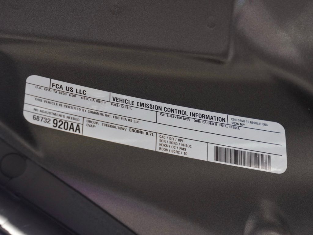 New 2026 Granite Crystal Metallic Clear-Coat Exterior Paint RAM Tradesman image 30