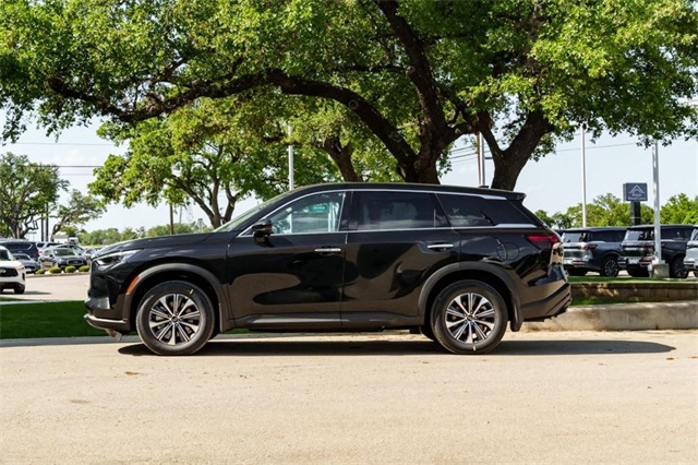 2025 Infiniti QX60 Pure photo 3