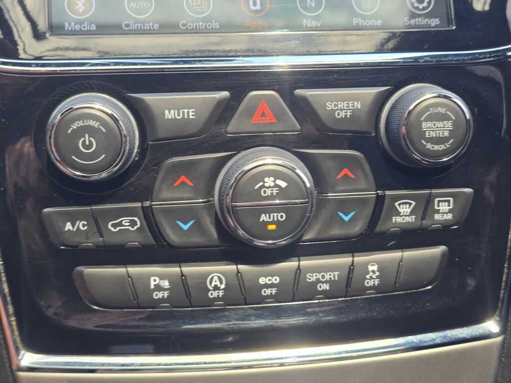 2020 Jeep Grand Cherokee Overland photo 38