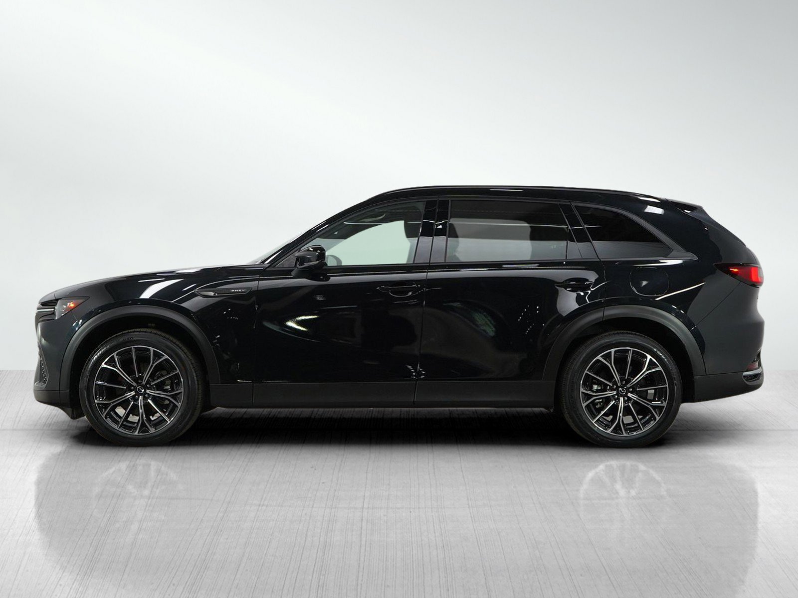 Used 2025 Mazda CX-70 Premium Plus Package with VIN JM3KJEHA3S1105281 for sale in Burnsville, Minnesota