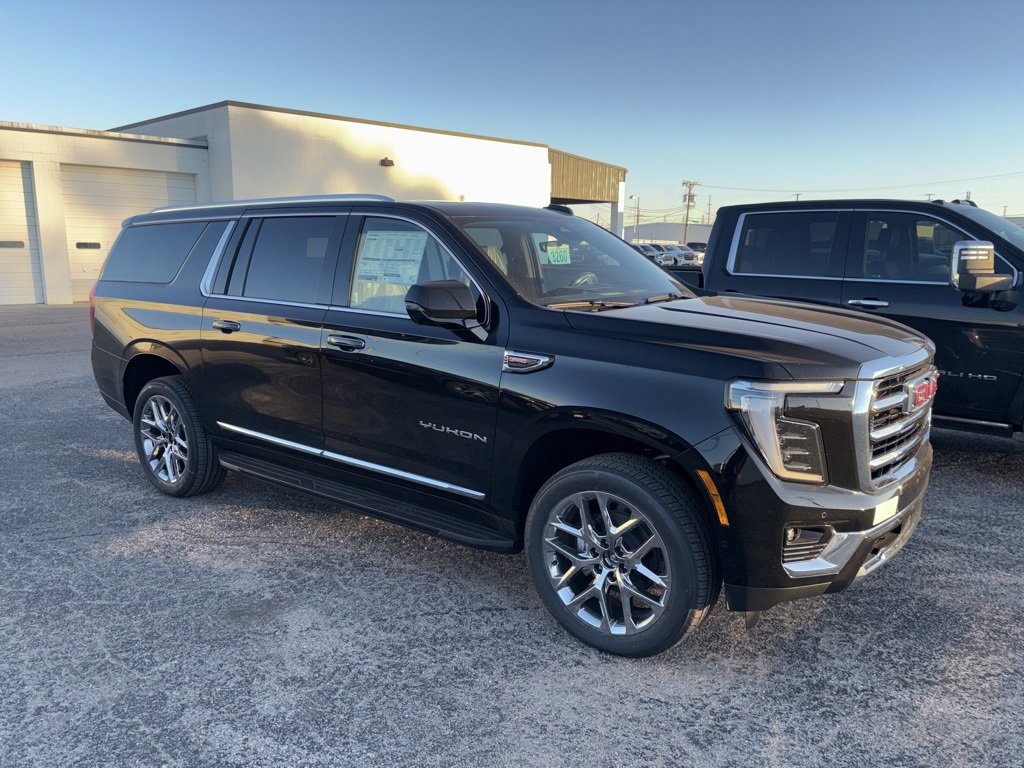 2026 GMC Yukon XL Elevation's photo