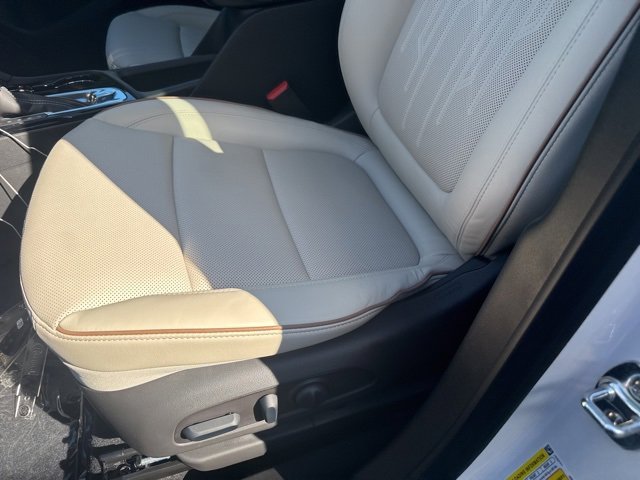 2026 Buick Encore GX Avenir photo 13