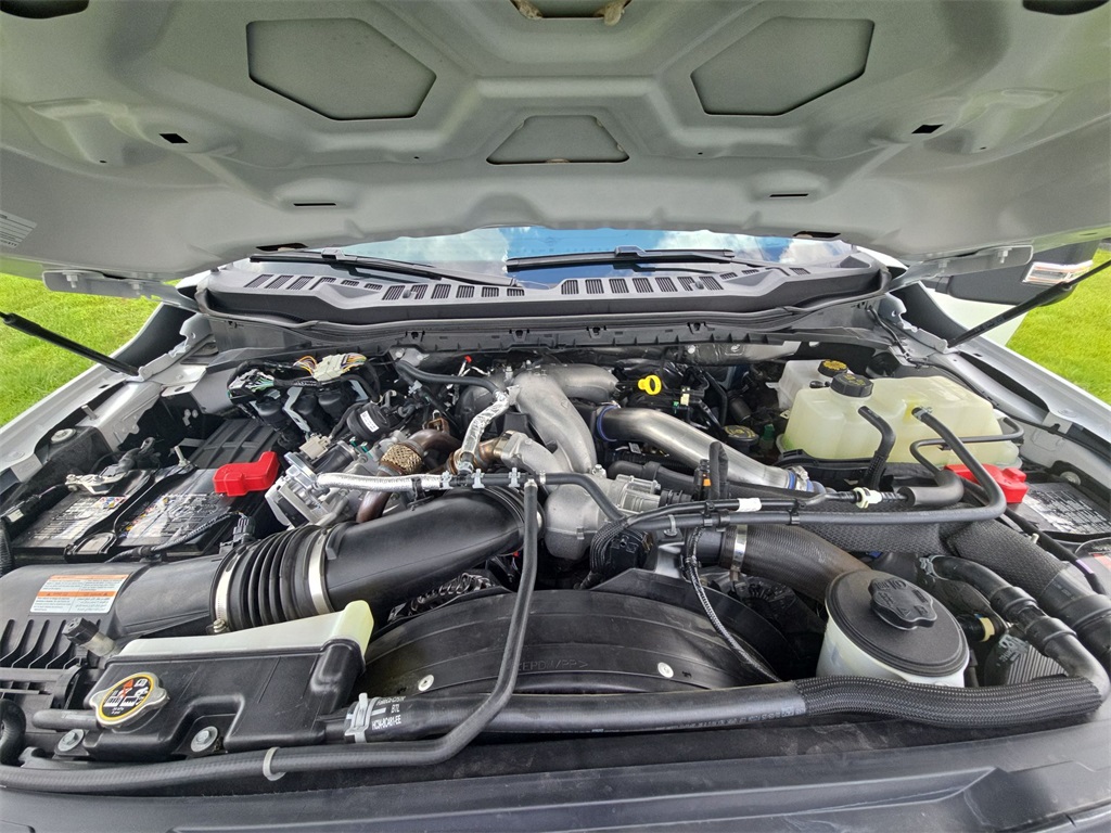 2025 Ford F-350 Lariat photo 30