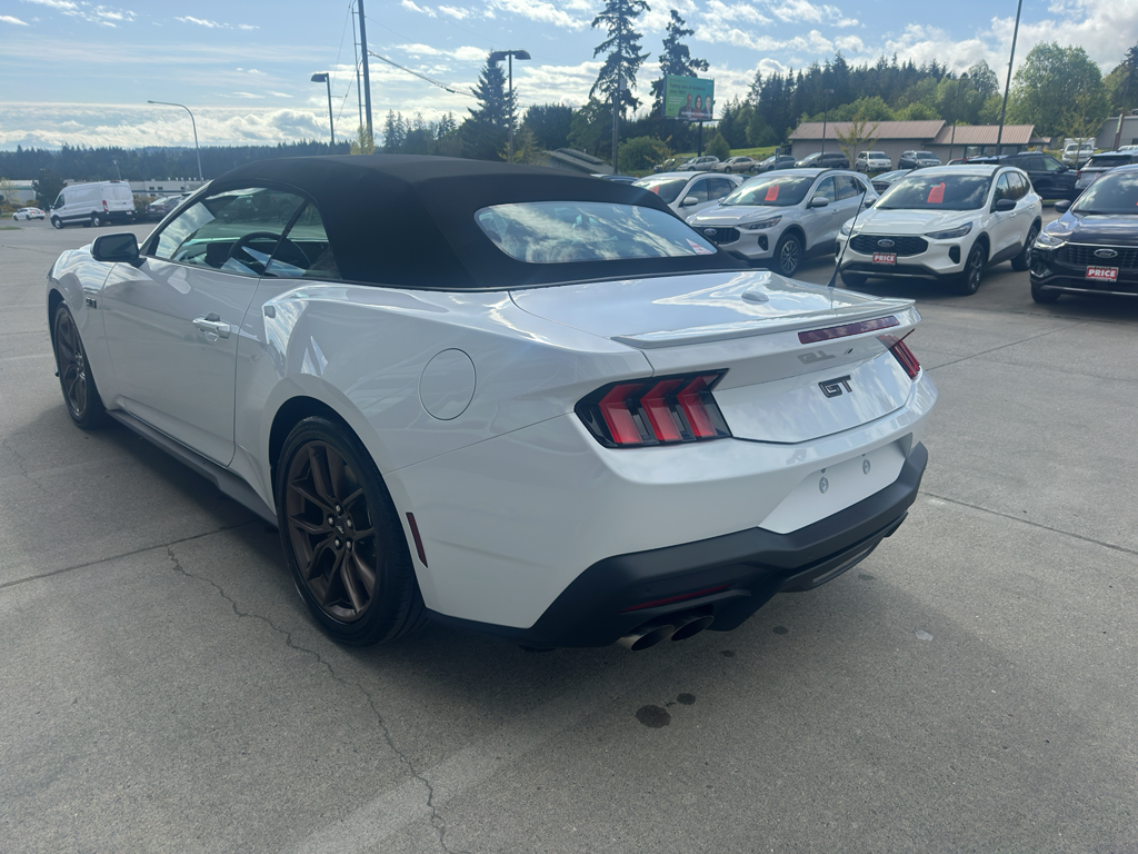 2025 Ford Mustang GT Premium Convertible photo 3