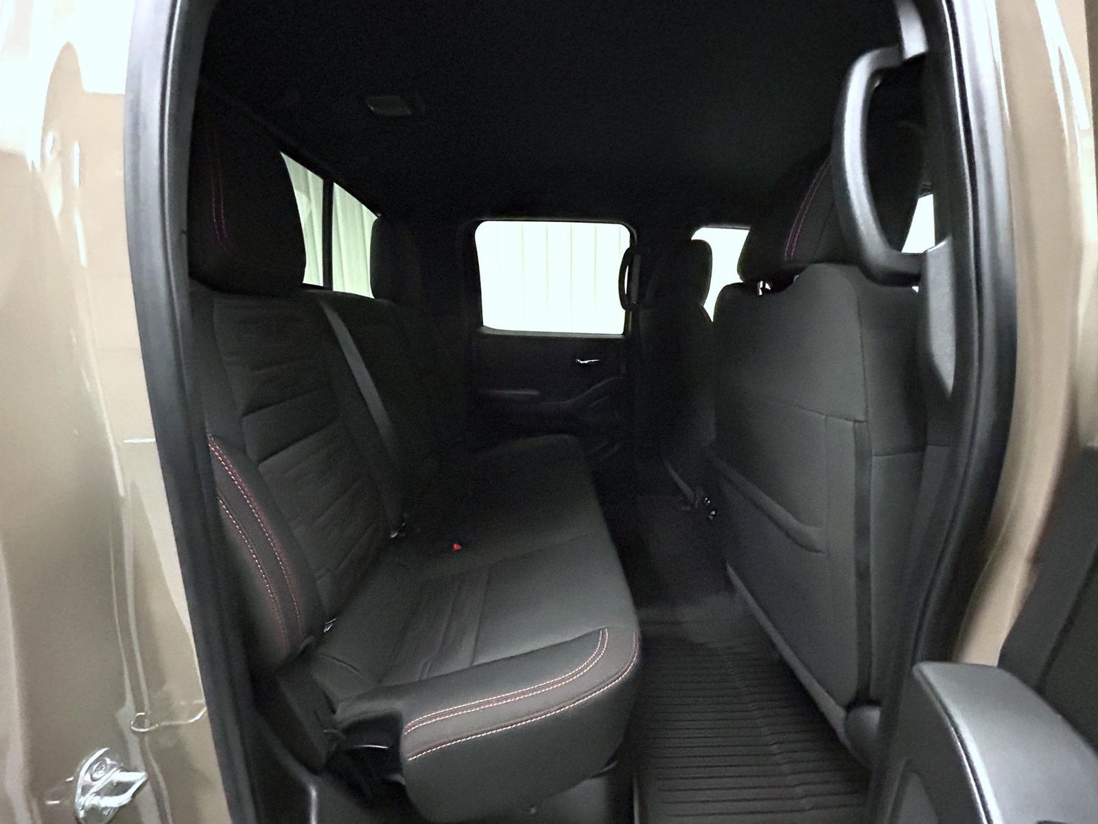 2023 Nissan Frontier PRO-4X photo 18