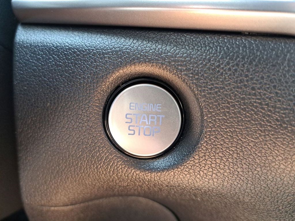 2025 Kia Sorento EX photo 25