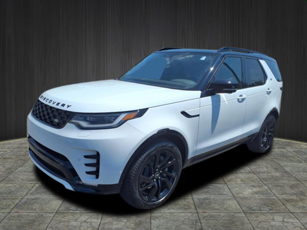 2025 Land Rover Discovery Dynamic SE's photo