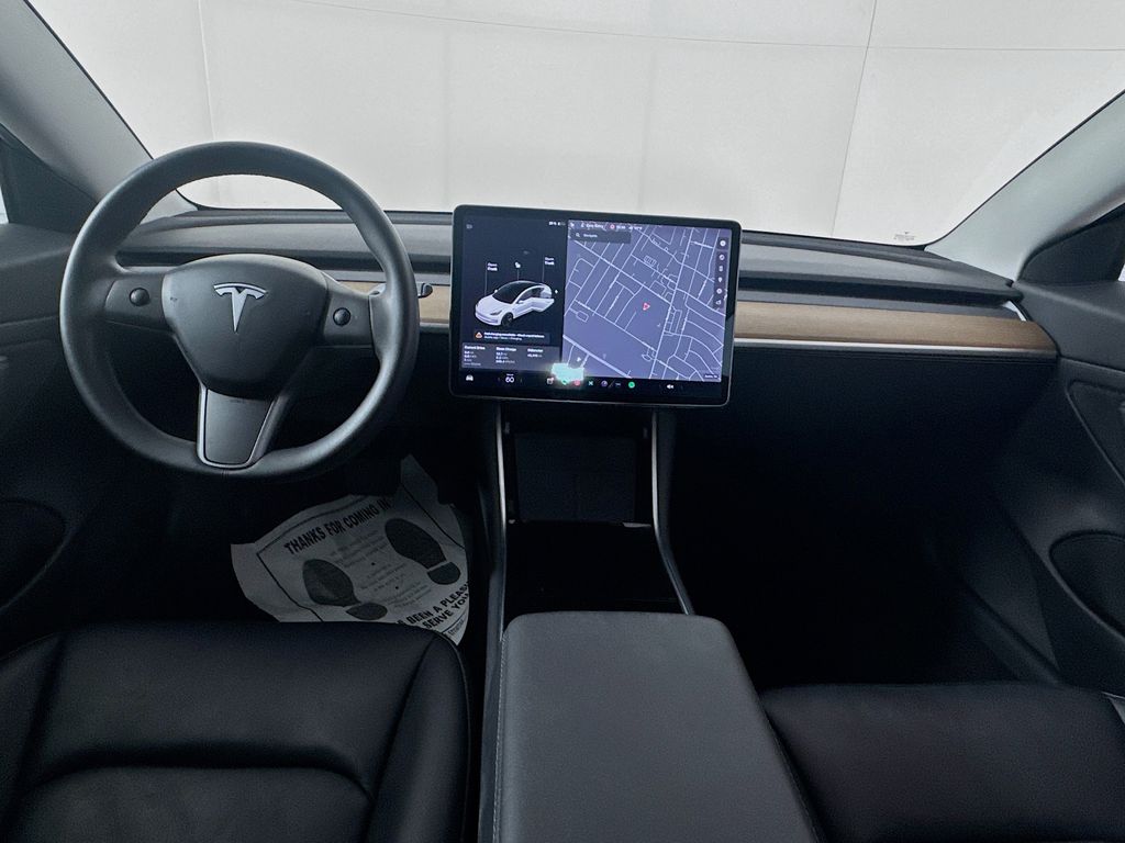 2020 Tesla Model 3 Standard Range Plus photo 19