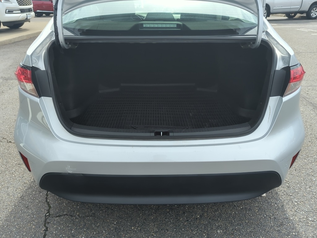 2024 Toyota Corolla LE photo 27