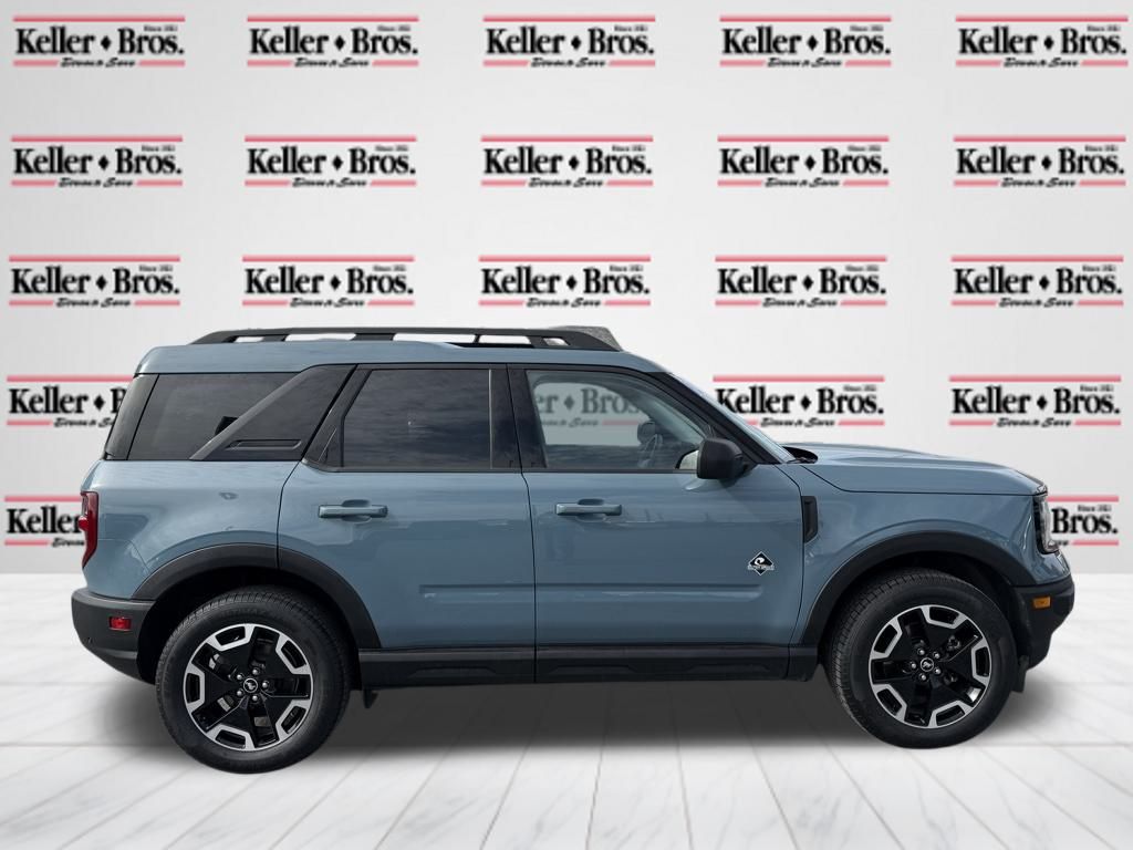 2023 Ford Bronco Sport Outer Banks photo 4