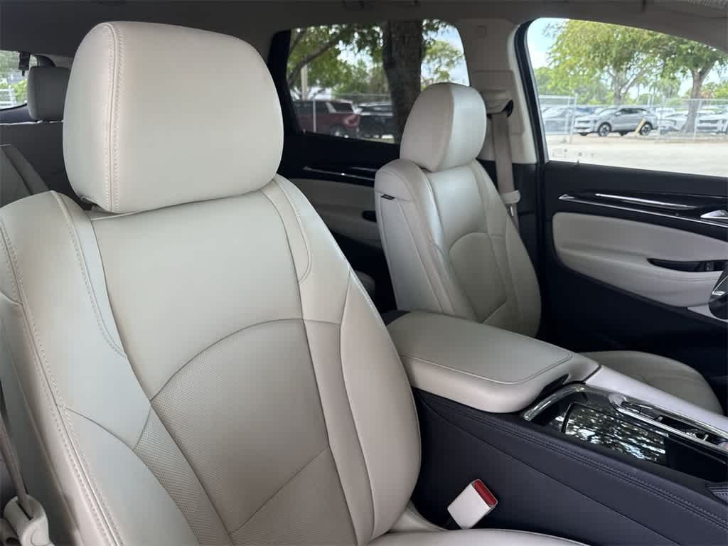 2023 Buick Enclave Essence photo 24