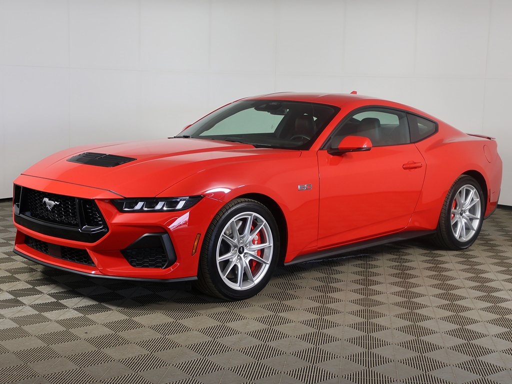 2024 Ford Mustang GT Premium photo 4