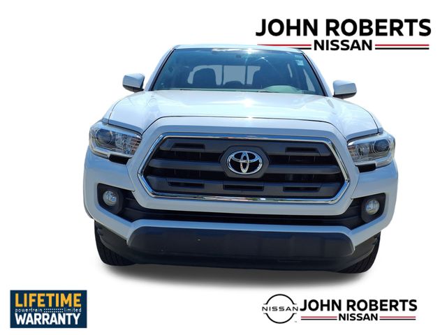 2016 Toyota Tacoma SR5 photo 10