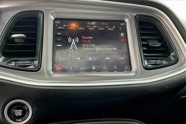 2019 Dodge Challenger SXT photo 14