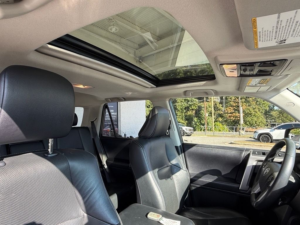 2018 Toyota 4Runner Limited photo 4