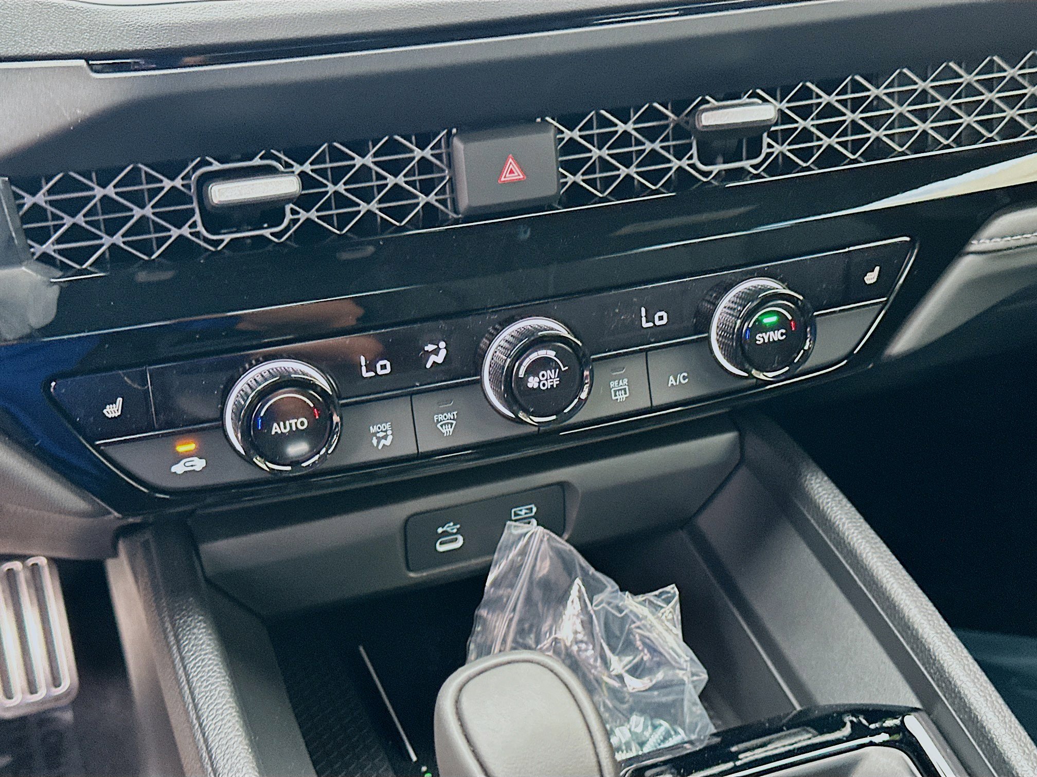 2025 Honda Accord Hybrid Sport photo 11