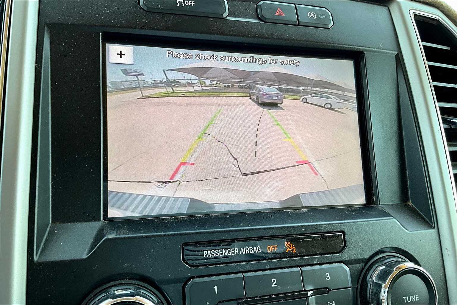 2019 Ford F-150 Lariat photo 22