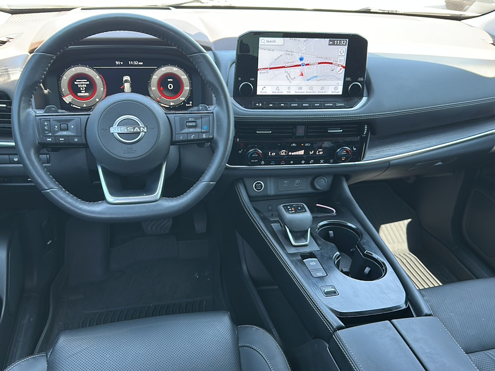2023 Nissan Rogue Platinum photo 7