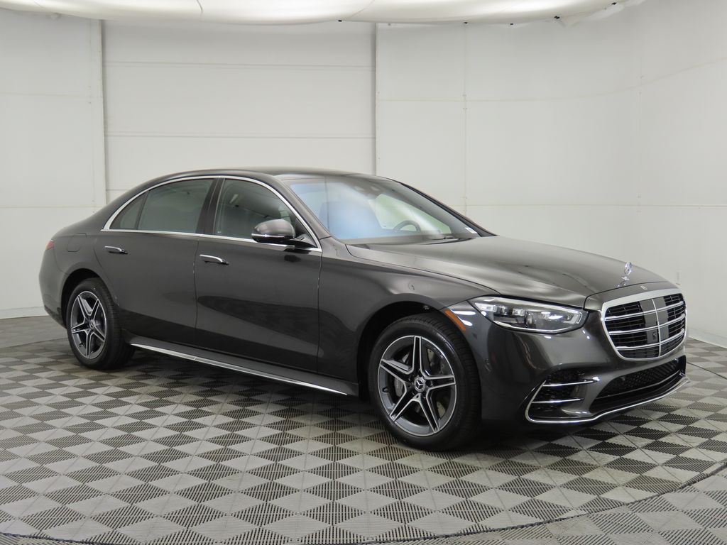 2026 Mercedes Benz S 580 4MATIC photo 3