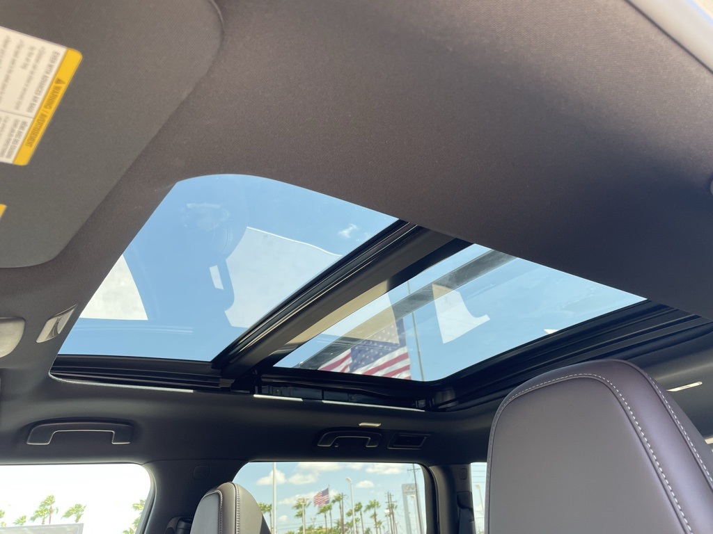 2025 Nissan Armada Platinum photo 14