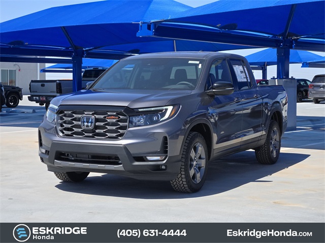 2025 Honda Ridgeline TrailSport photo 2