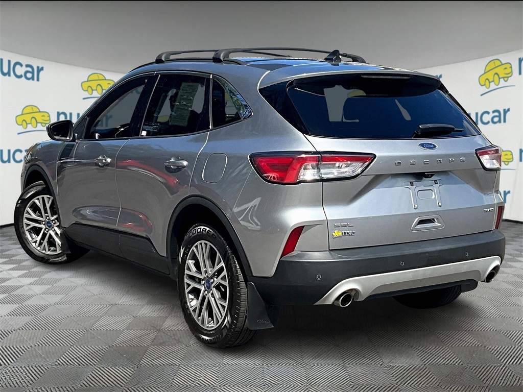 2022 Ford Escape SEL photo 4