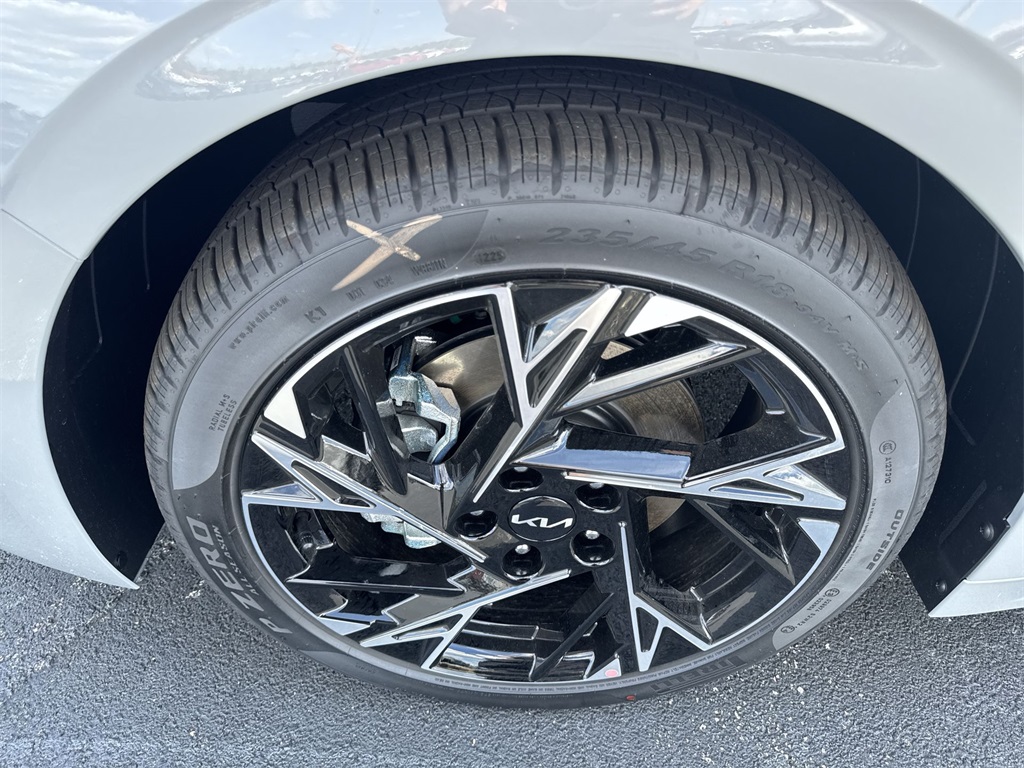2026 Kia K5 GT-Line photo 16