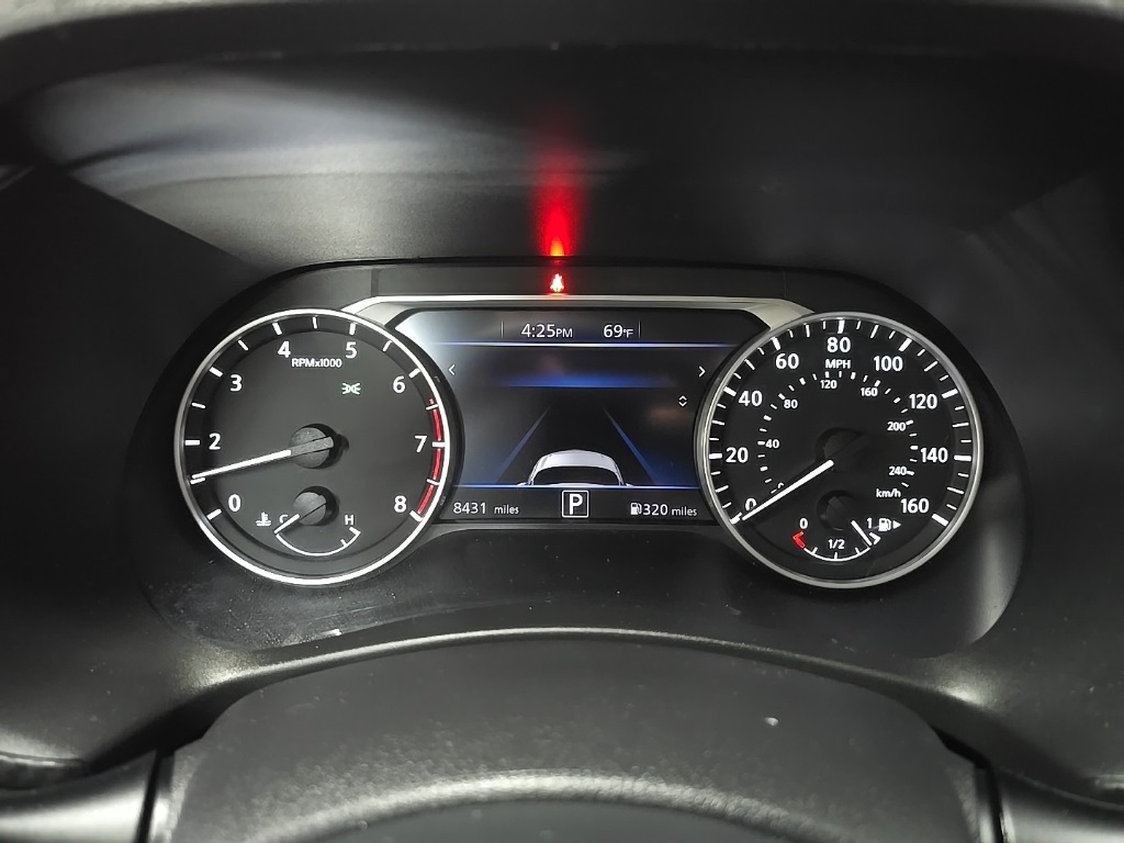2021 Nissan Sentra SR photo 20