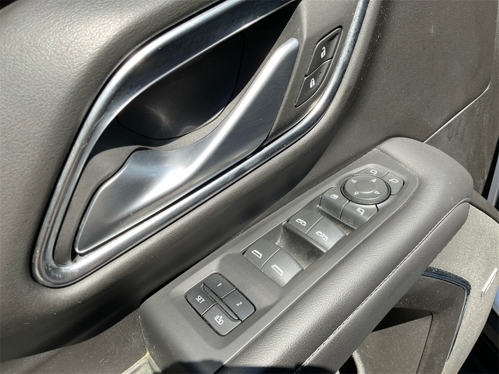 2022 Chevrolet Tahoe LT photo 31