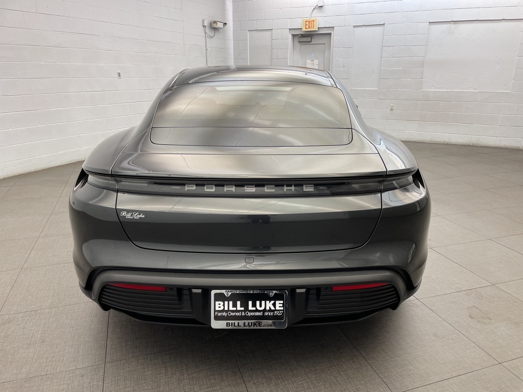 2024 Porsche Taycan 4S photo 5