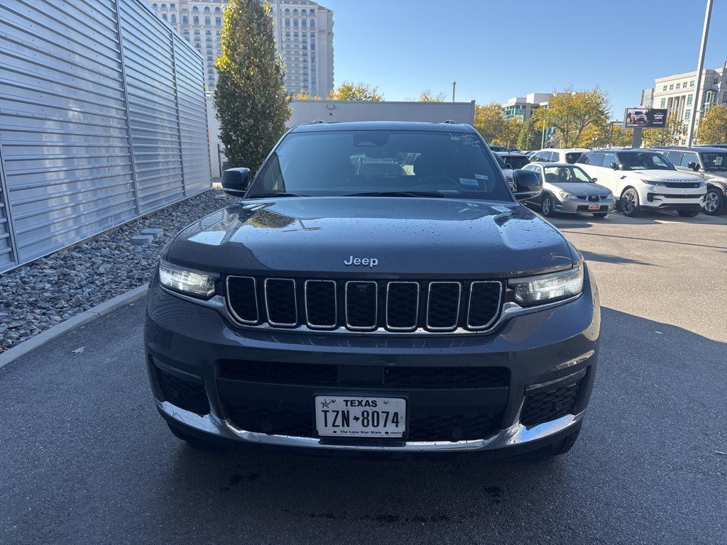 2024 Jeep Grand Cherokee Limited photo 2