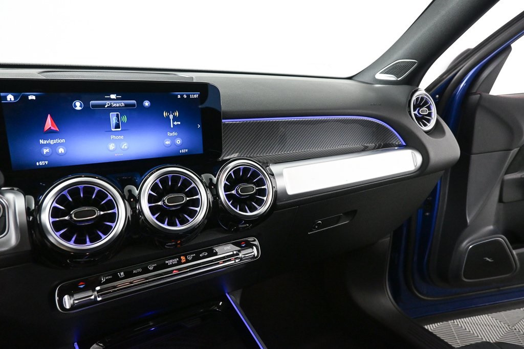 2024 Mercedes Benz GLB 250 4MATIC photo 11