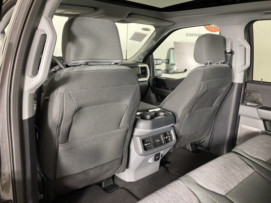 2025 Ford F-350 photo 12