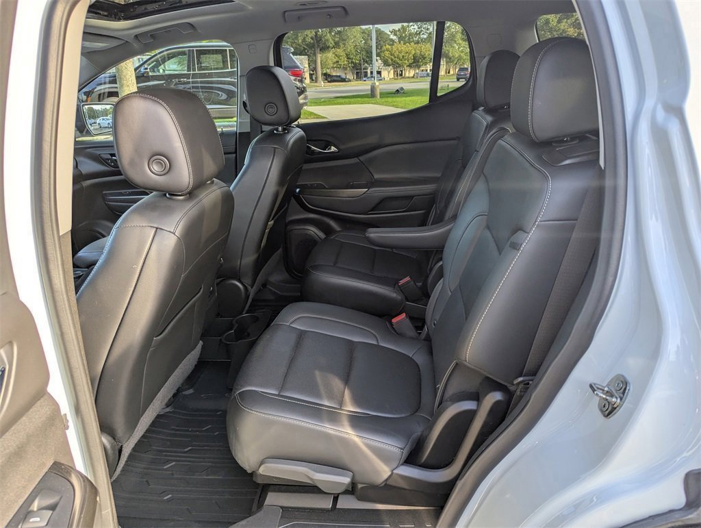 2022 Gmc Acadia SLT photo 15