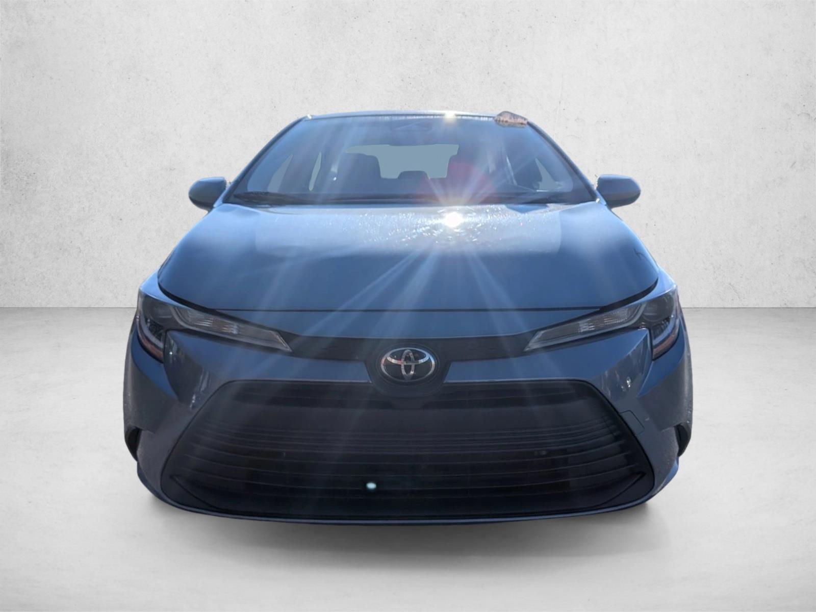 2023 Toyota Corolla LE photo 2