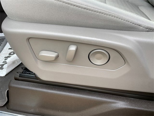 2024 Chevrolet Silverado 1500 LT photo 18