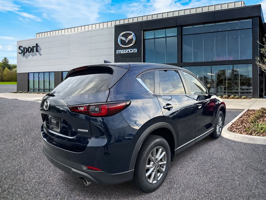 2022 Mazda CX-5 2.5 S Preferred photo 3