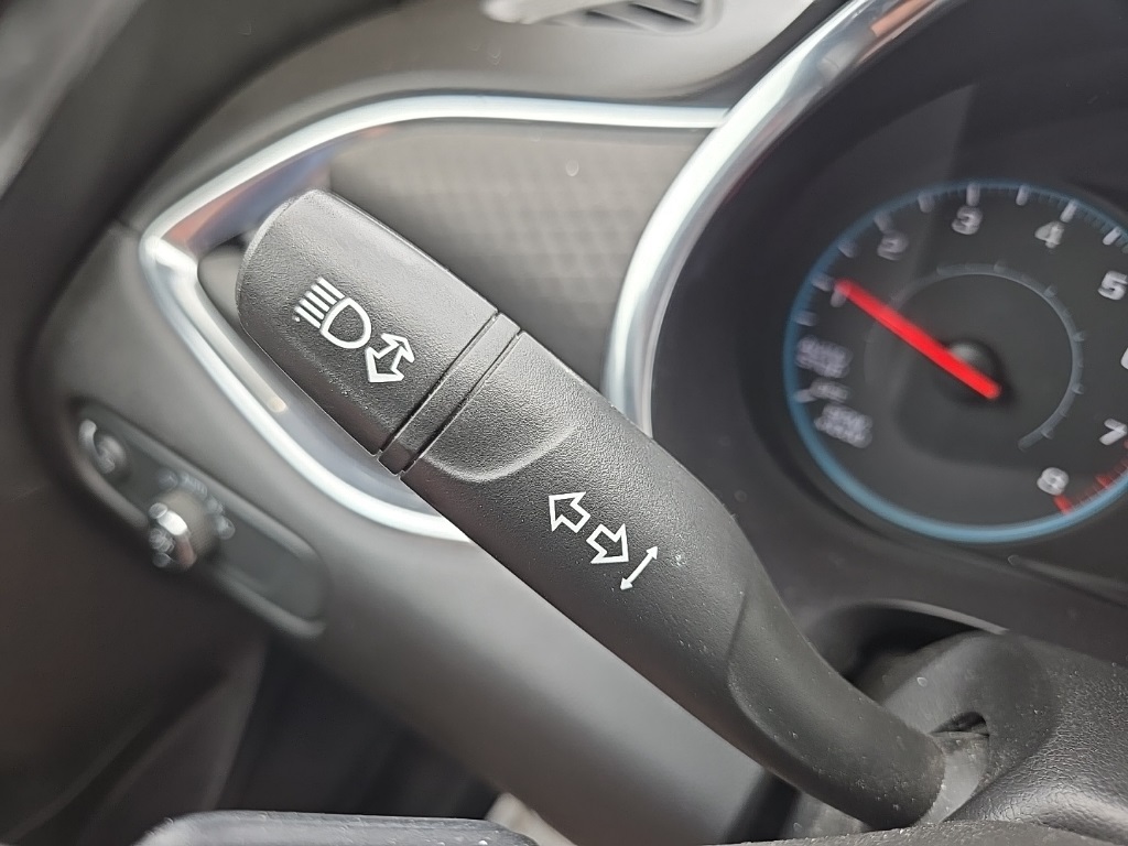 2020 Chevrolet Malibu 1LT photo 36