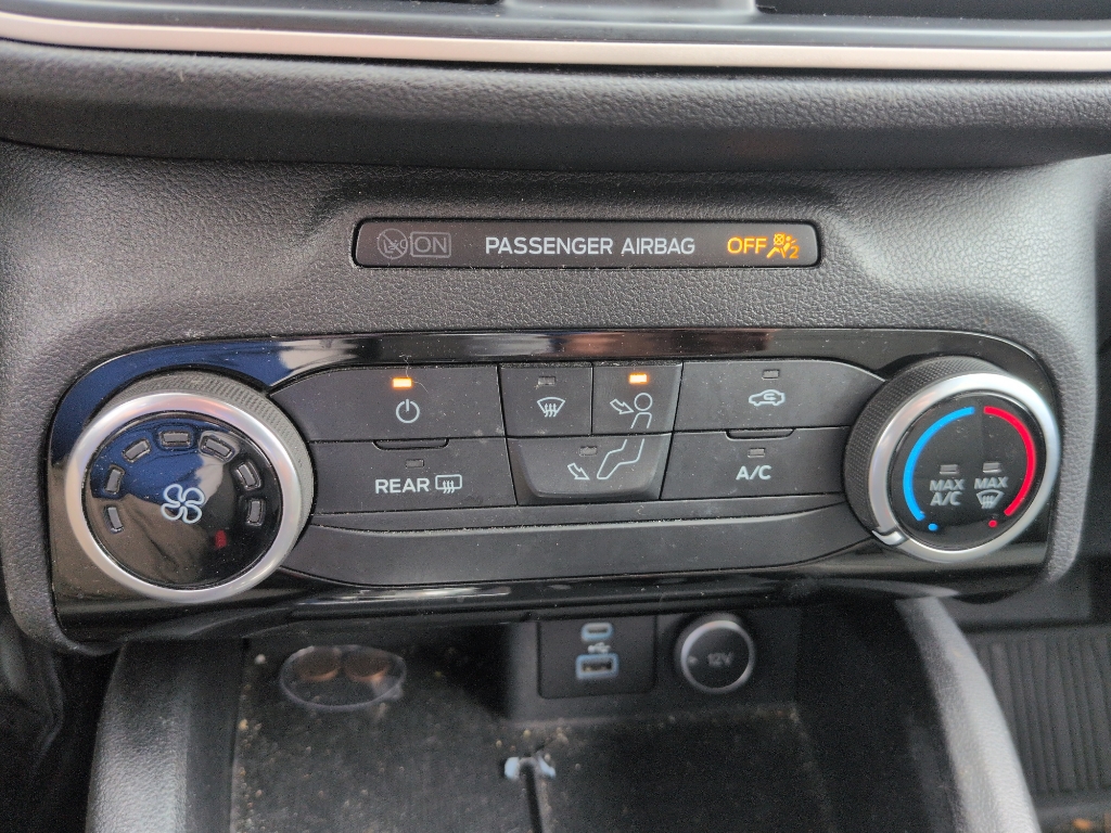2021 Ford Escape S photo 10