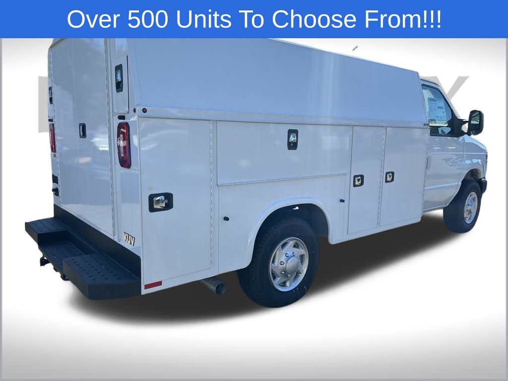 2025 Ford E-350 Base photo 3