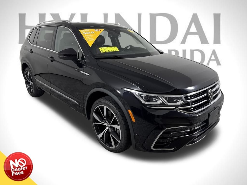 2022 Volkswagen Tiguan SEL R-LINE's photo