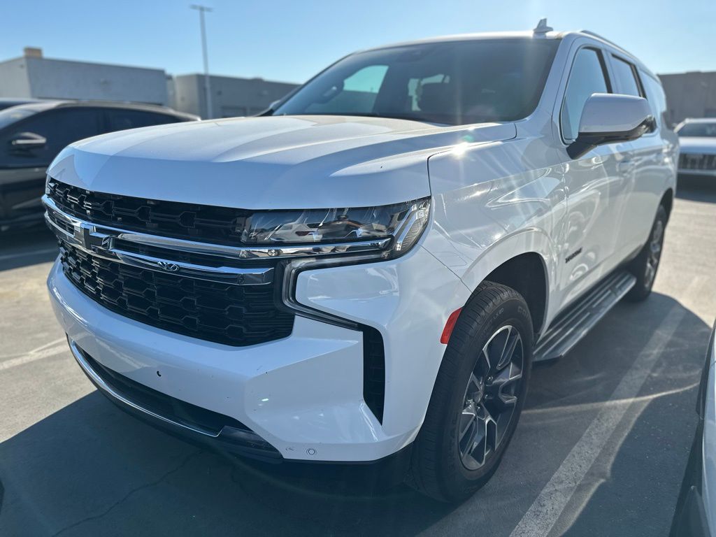 2023 Chevrolet Tahoe LS photo 3