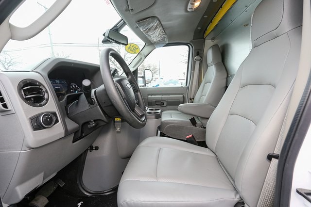 2024 Ford E-350 Base photo 26