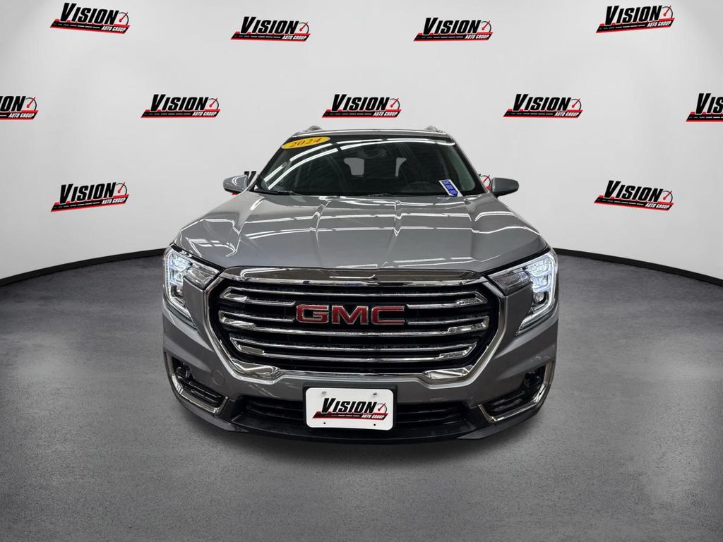 2024 Gmc Terrain SLT photo 2