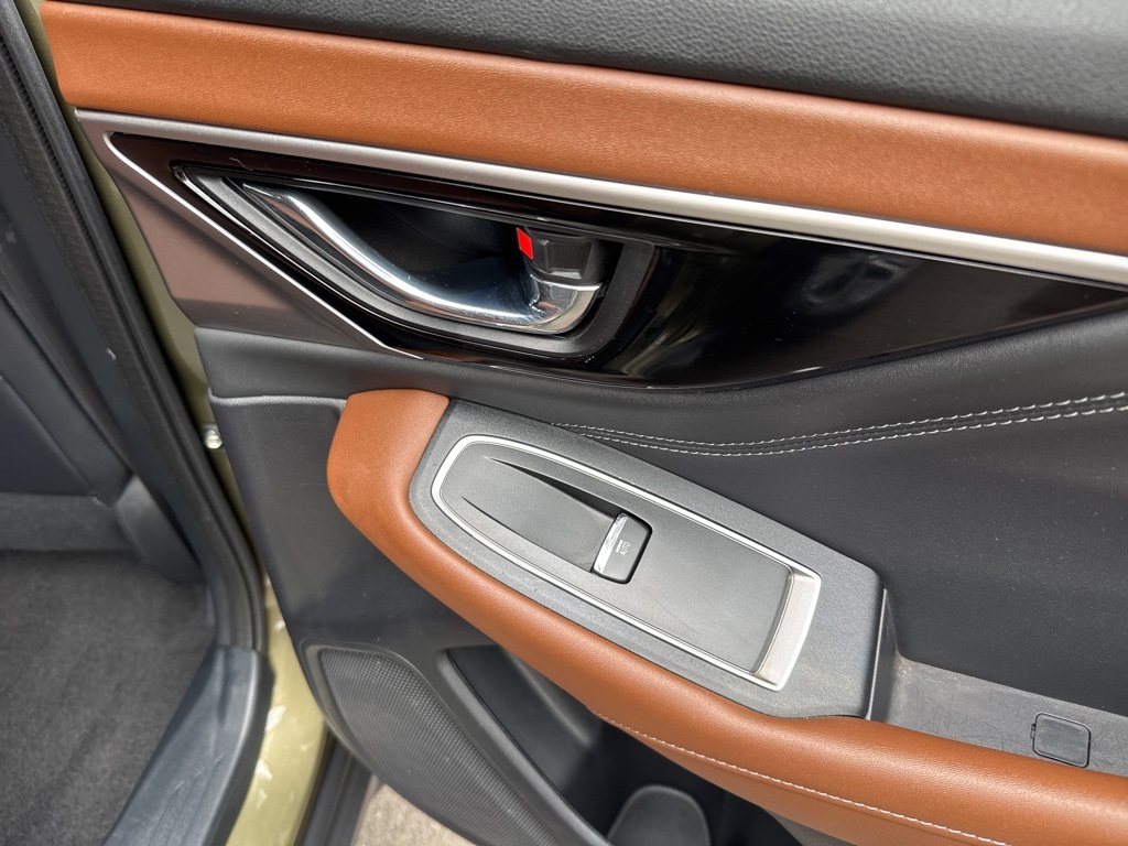 2021 Subaru Outback Touring XT photo 21