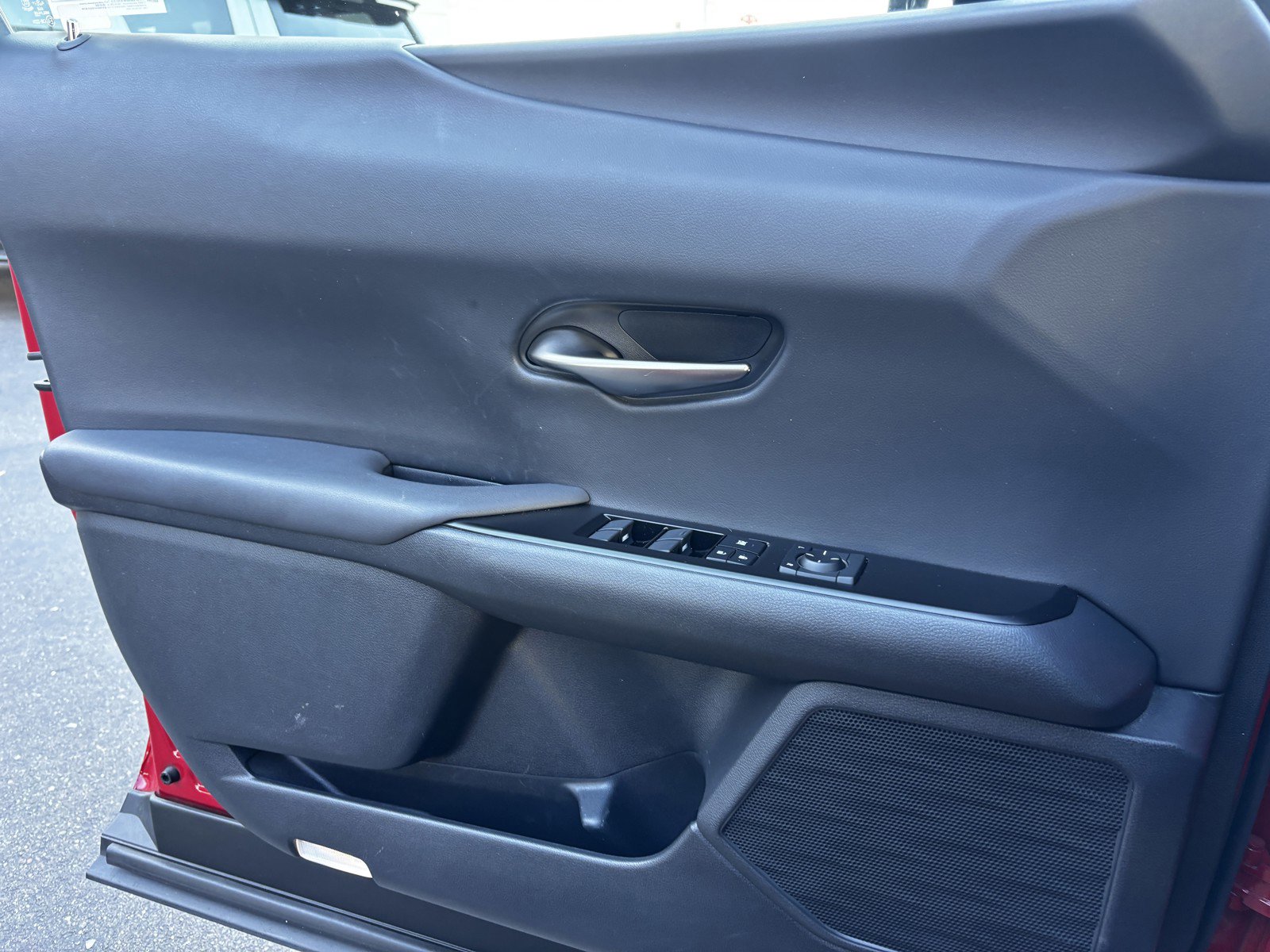 2019 Lexus UX 200 photo 19