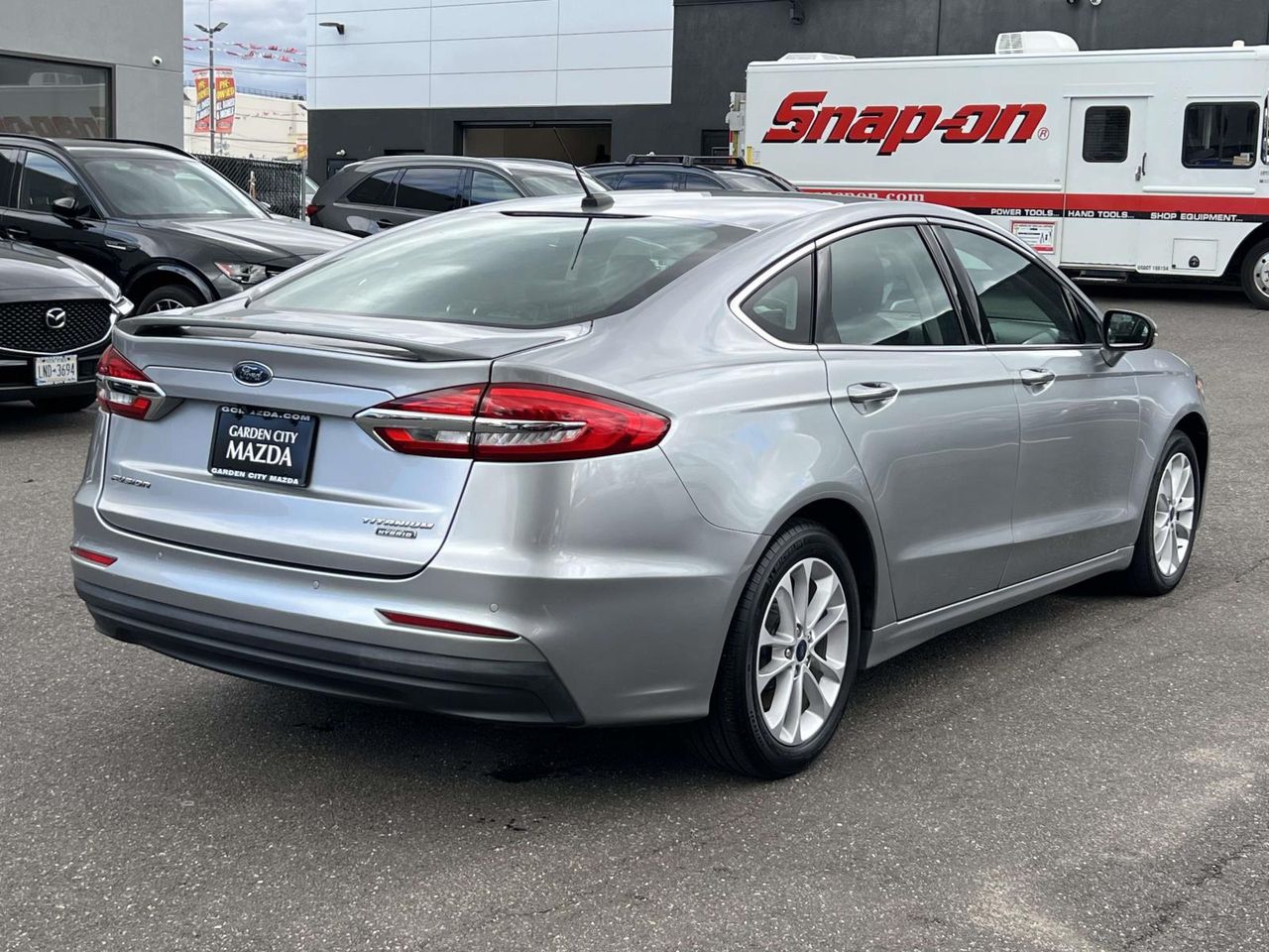 2020 Ford Fusion Energi Titanium photo 4