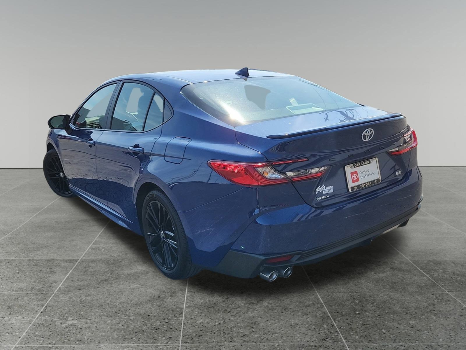 2025 Toyota Camry SE photo 5