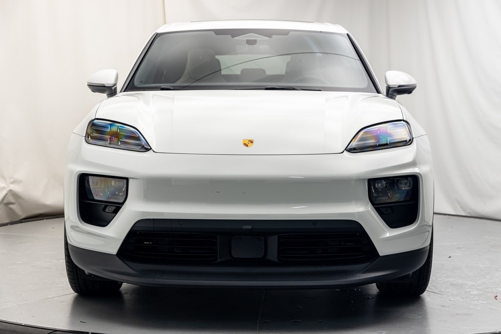 2024 Porsche Macan Electric 4 photo 10